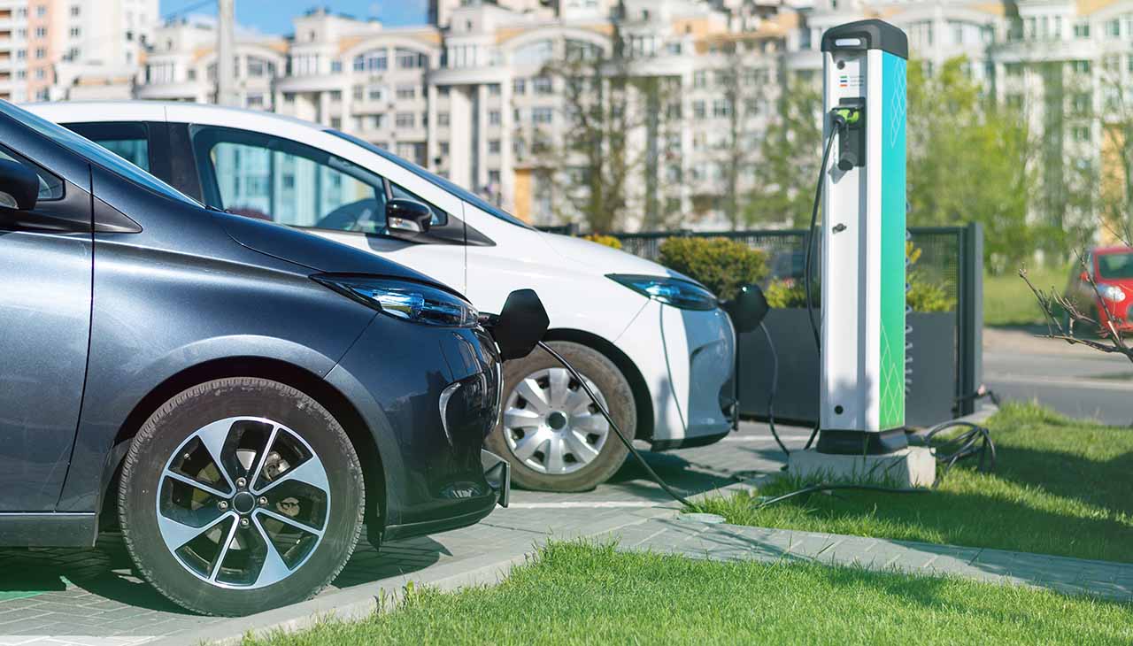 Electric Vehicles Review: Exploring the Best EVs on the Market